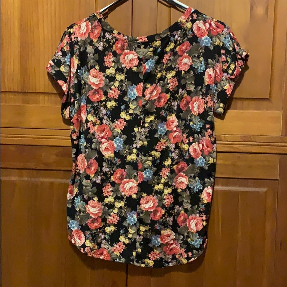 Flower top - Picture 2 of 3